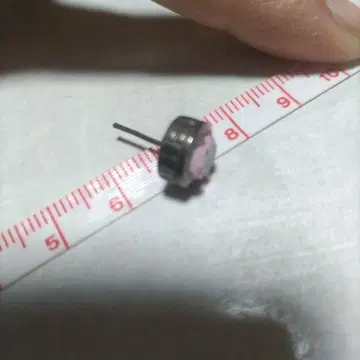 실버 핑크 벚꽃 한쪽 귀걸이 약 1cm