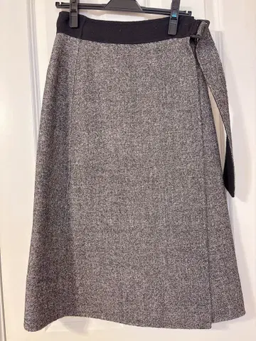 새상품급 BACCA 바카 울 랩 스커트