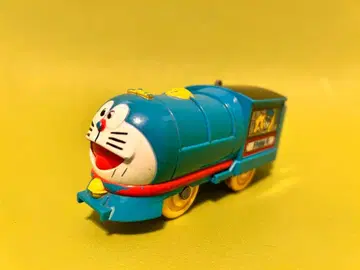 프라레일 도라에몽 차량 고무 타이어 교환 완료