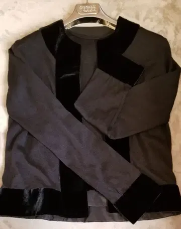 벨벳 트리밍 긴팔 가디건과 슬리브리스 상의 세트