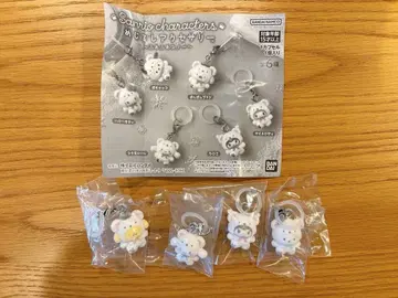 산리오 포근포근 스노우 표시 액세서리 4종