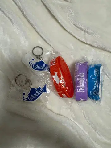 Fish and Lips 러버밴드, 키링