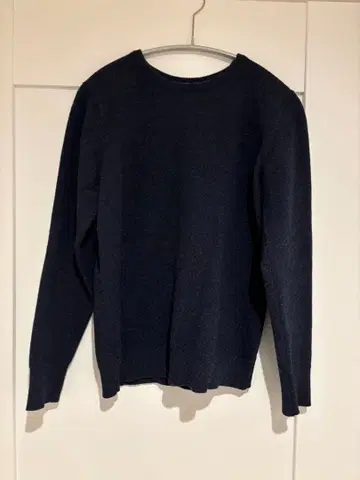 윌리엄 로키 엘보 패치 스웨터