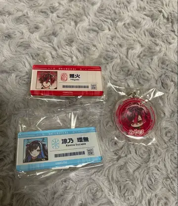 언로지컬 네임 배지 메지루시 참 미야비카 료노칸무 세트