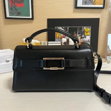 ZARA 미니 숄더백