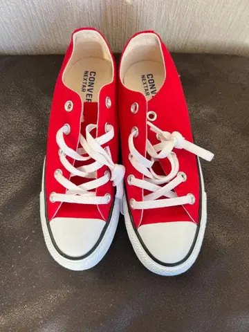 CONVERSE 빨간색 로우컷 스니커즈 4