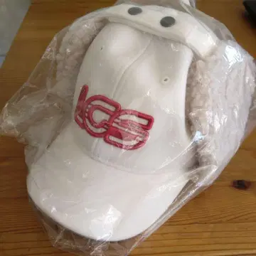 LCS 화이트 귀도리 캡 프리 사이즈