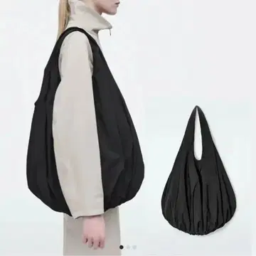 COS 볼륨 클라우드 토트백 [ 정품 ]