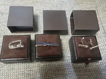 타테오시안 커프스 넥타이핀 세트