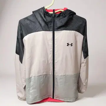 언더 아머 나일론 자켓