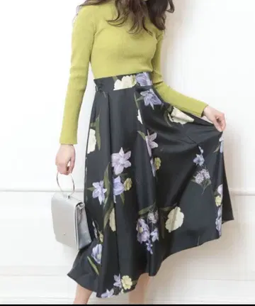 마이 스트라다 대화 플레어 스커트 블랙