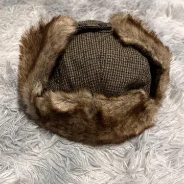 울 체크 플라이트 캡 브라운 계열