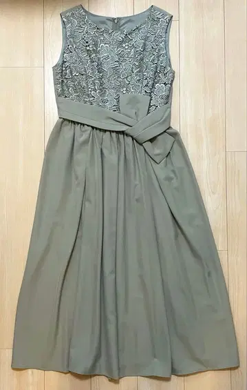 A라인 드레스, 파티 드레스