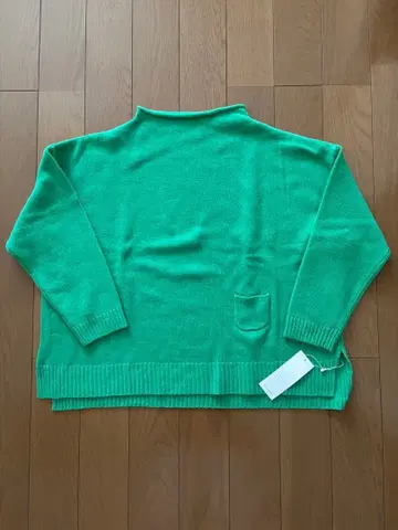 [미사용 새상품] 블루위로 보틀넥 울 니트 풀오버 그린