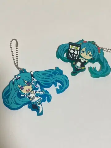 하츠네 미쿠 레이싱 미쿠 2011 ver. 러버 스트랩 2개 세트