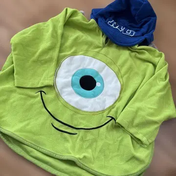 몬스터 주식회사 마이크 판초풍 상의 120 사이즈 상당