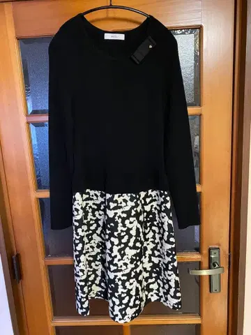 MISS J 이소재 도킹 원피스