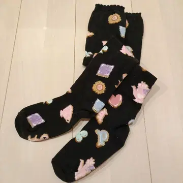 엔젤릭 프리티 앨리스 쿠키 패턴 니하이 삭스