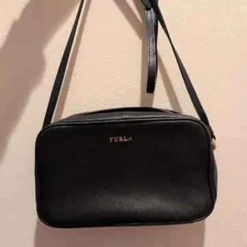 FURLA 블랙 숄더백 더블 지퍼