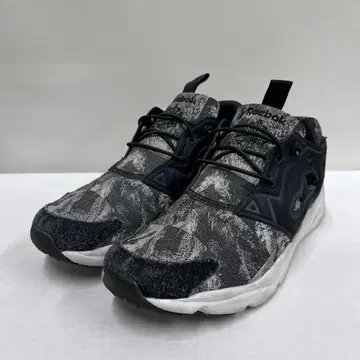 리복 퓨리라이트 자카드 블랙 스니커즈 26.5cm