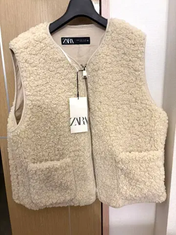 ZARA 포근포근 퍼 베스트