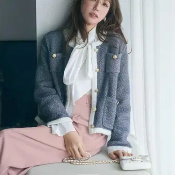 [ 미사용 ] JUSGLITTY 라메 트위드 니트 자켓 차콜 그레이