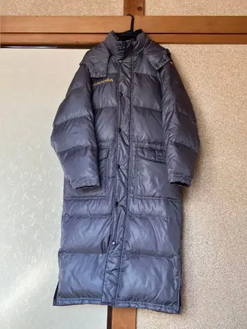 DIADORA 그레이 벤치 코트 후드 부착