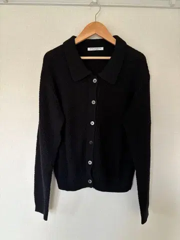 BEAUTY&YOUTH 블랙 긴팔 가디건 버튼 포함