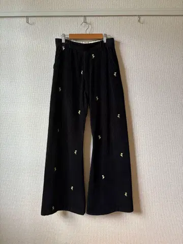 MASU 심리스 벨 보텀 트라우저