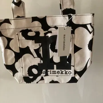 마리메꼬 키오스키 토트백 흑백 우니코 새상품 정가 20900엔