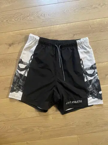 리프트 LYFT ATHLETIC 메쉬 숏팬츠 L