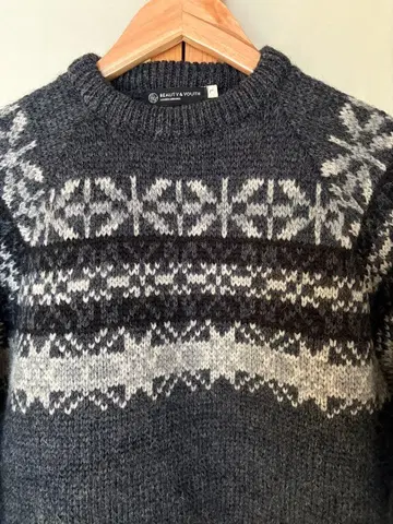 영국제 BEAUTY&YOUTH 노르딕 무늬 스웨터 L 사이즈