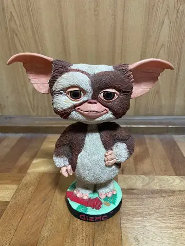 NECA 그렘린 보빙 헤드