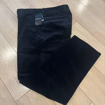[ 미사용 새상품 ] EMPORIO ARMANI 다크 블루 트라우저 46