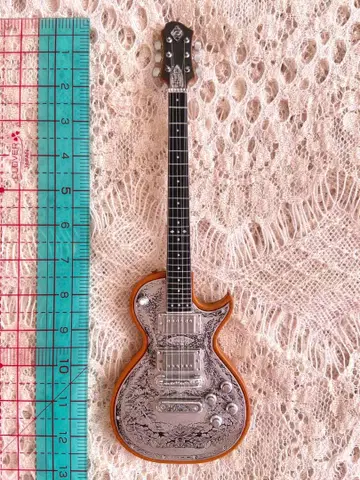 미니어처 기타 제마이티스