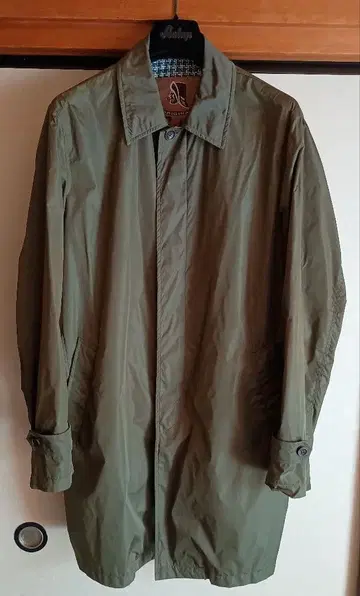 Sealup 올리브 스텐카라 코트 나일론