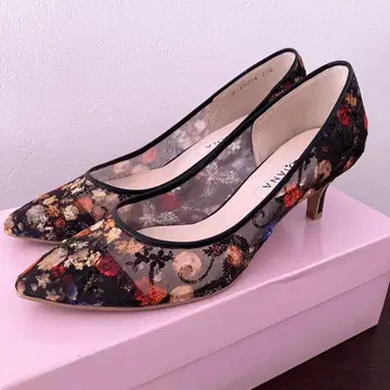 [ 새상품 ] Diana 회화 시리즈 펌프스 브뤼헐