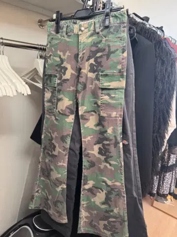 R.D.I. 카모플라쥬 카고 팬츠