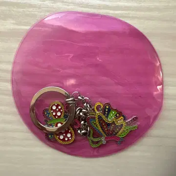 쿠사마 야요이 키링 버터플라이