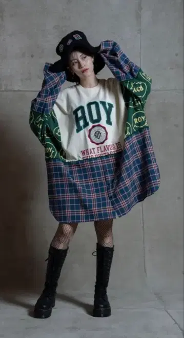 LiSA Roy reflectOverjoy 도킹 롱 슬리브 T셔츠