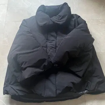 새상품급 유니클로 질 샌더 콜라보 하이브리드 다운 XL 사이즈 블랙