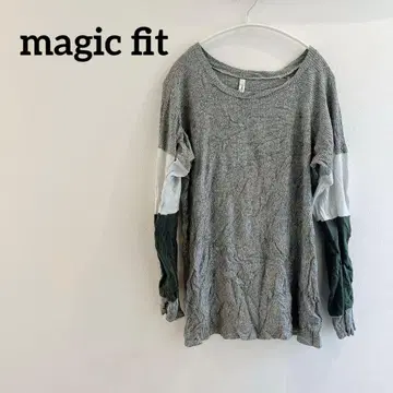 매직 핏 니트 긴팔 상의 그레이 소매 디자인 그린 화이트