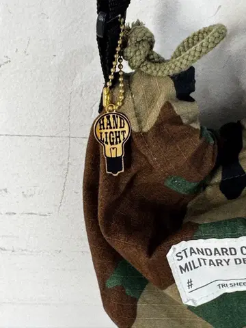 Hand Light / SD Drawstring Pochette