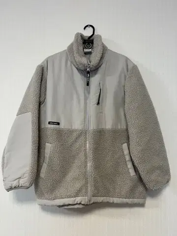 niko and - 아우터