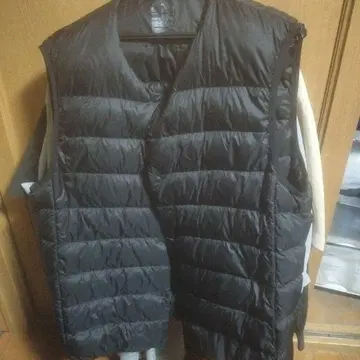 블랙 나일론 베스트 XL 노카라 다운 자켓 무인양품