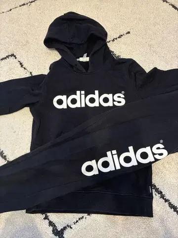 adidas 셋업 사이즈 S 블랙