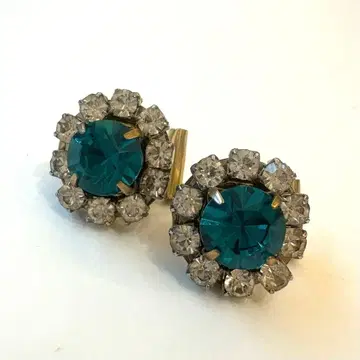 rada 라다 귀걸이 플라워 모티브