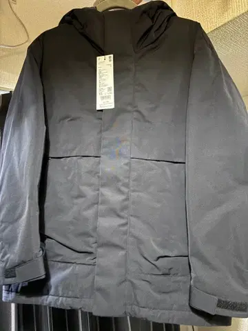 유니클로 +J 하이브리드 다운 오버사이즈 파카 BLACK 택 없음