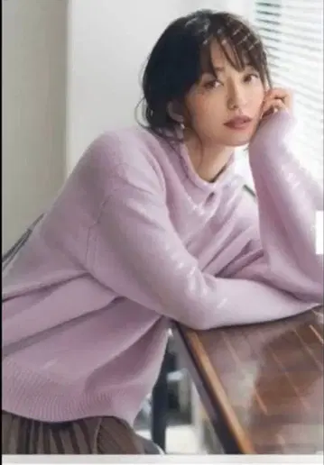 23구 미사용에 가까운 캐시미어 블렌드 벌키 롤넥 니트