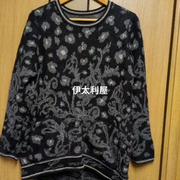 이타리야 꽃무늬 앞면 반짝이 비즈 긴팔 니트 (캐시미어 함유)